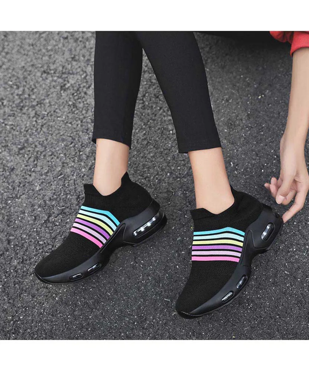 Black color stripe flyknit slip on shoe sneaker