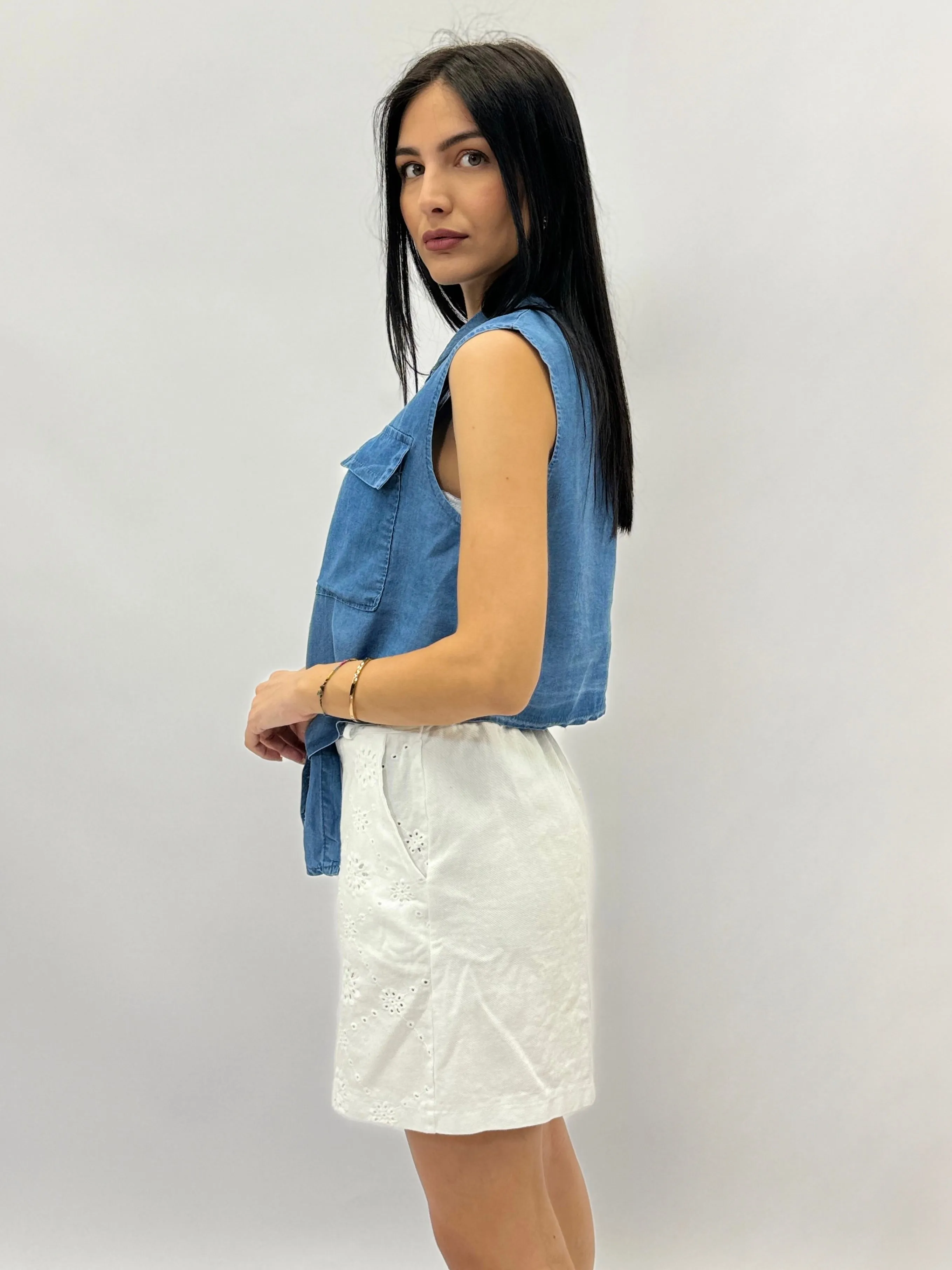 Camicia smanicata in jeans leggero