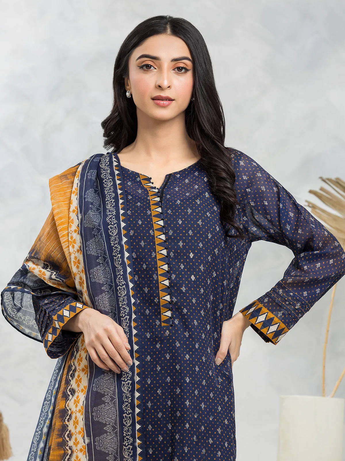 edenrobe Allure Lawn Unstitched Printed 3Pc Suit EWU24A1-28075