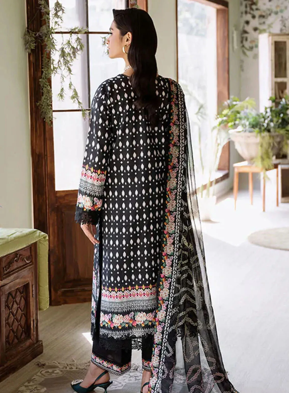 Flora By Roheenaz Embroidered Lawn 3 Piece Unstitched Suit RNZ24F RNP-06A VERIDIAN