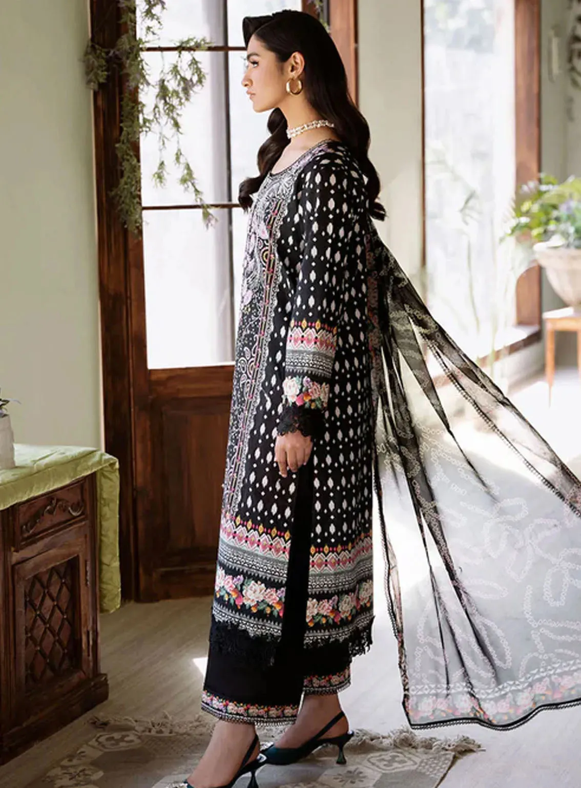 Flora By Roheenaz Embroidered Lawn 3 Piece Unstitched Suit RNZ24F RNP-06A VERIDIAN