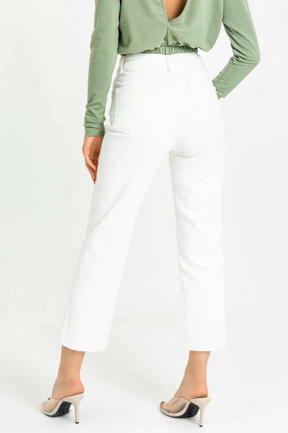 Pantalón denim cintura alta cropped flare fit