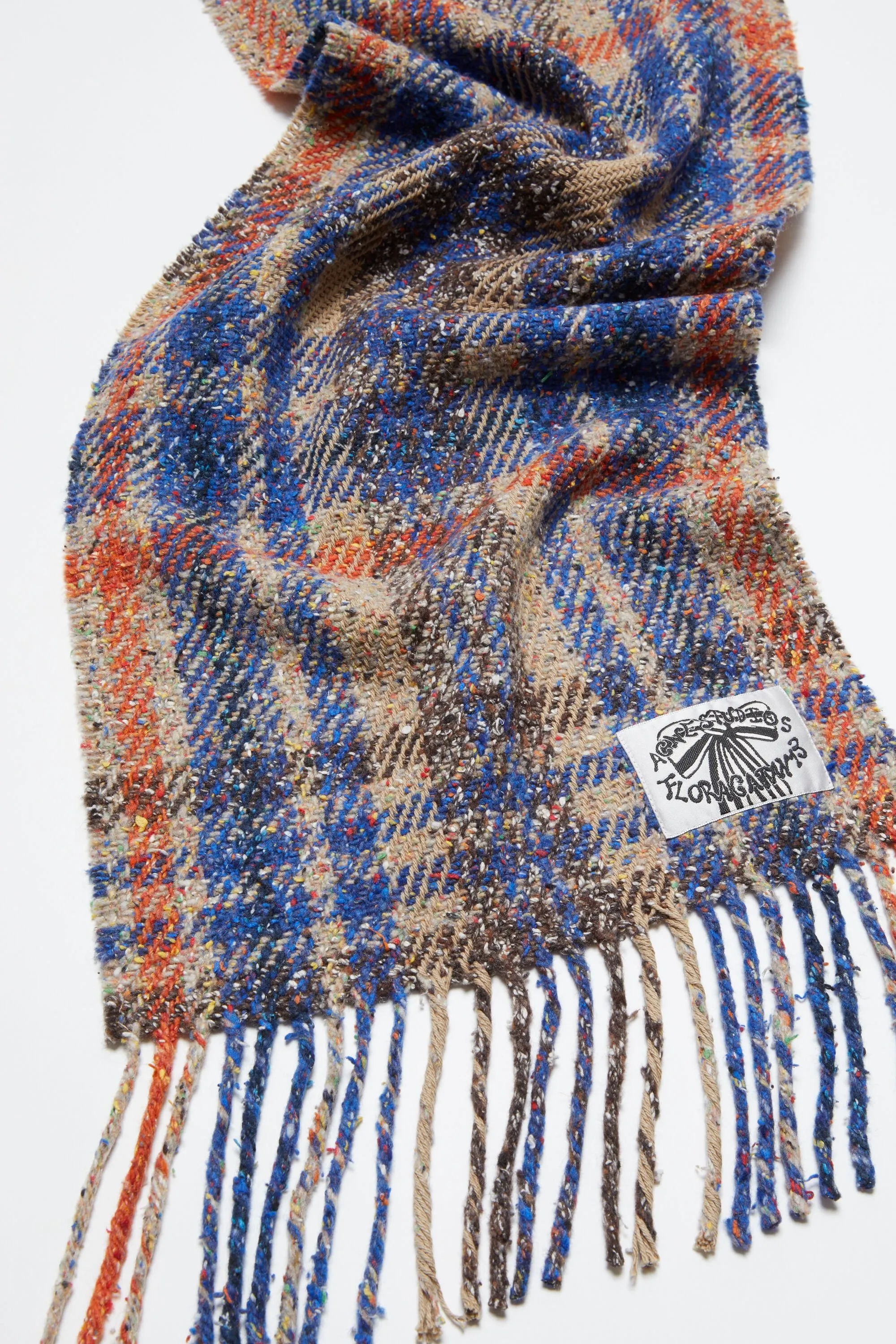 Plaid fringe scarf