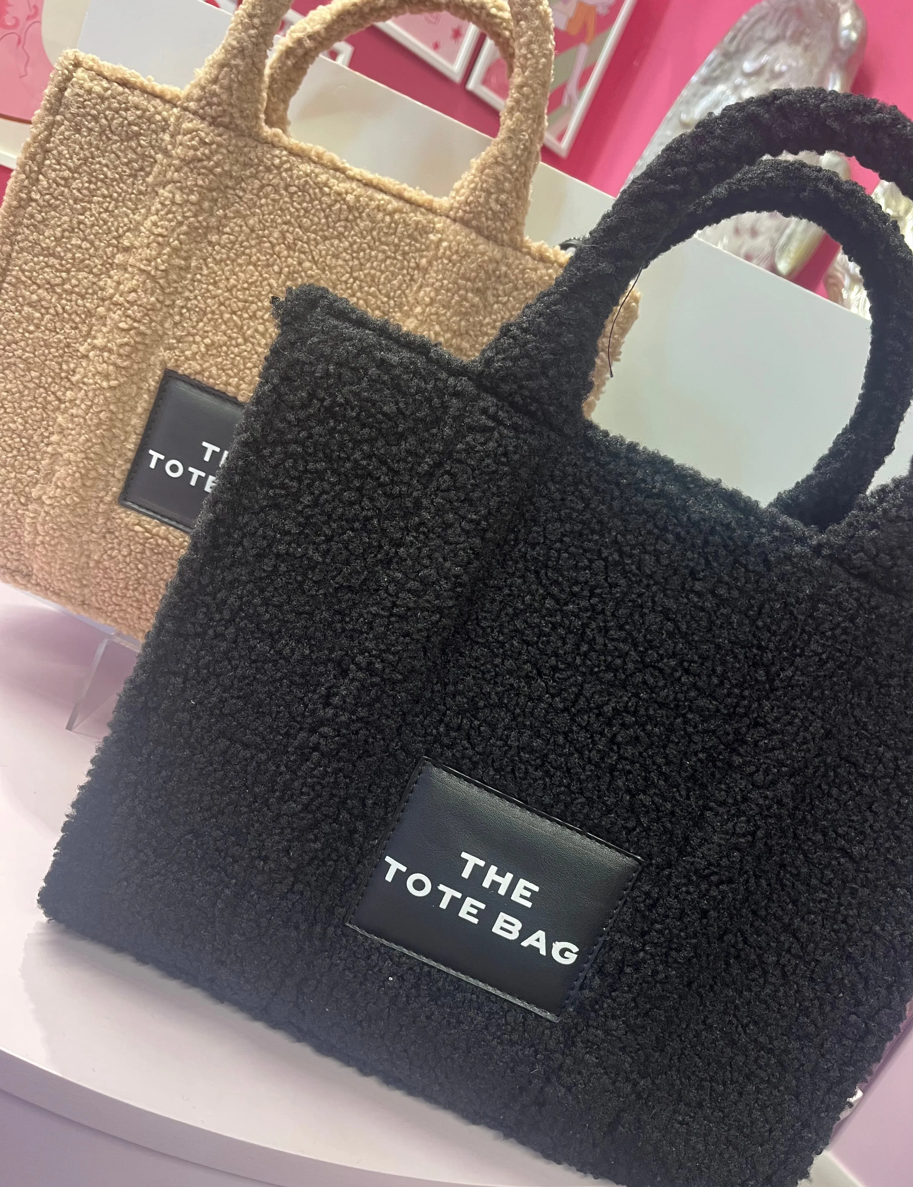 The Teddy Tote Bag > Black