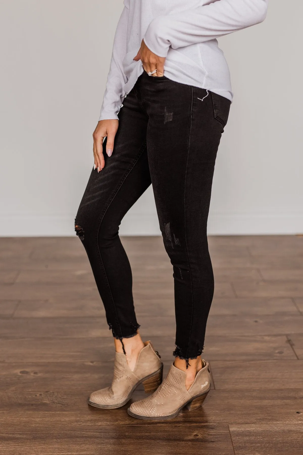 Vervet Mid-Rise Skinny Jean- Gabby Wash