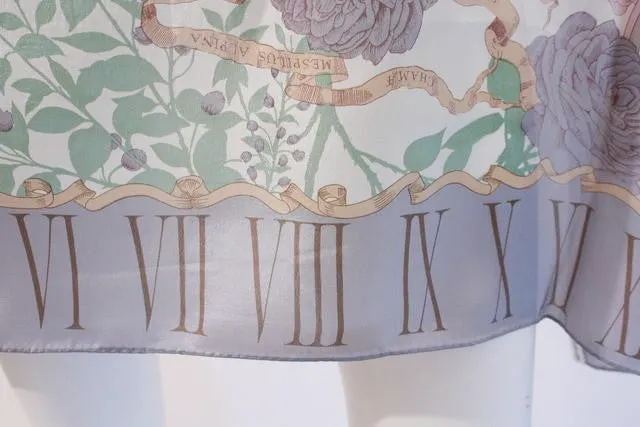 Vintage OSCAR DE LA RENTA Silk Scarf